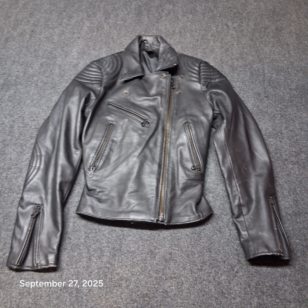 Womens Black Leather Motorcycle Jacket Size Small Lots of Zippers Extra Padding